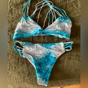 MIKOH seamless swim, light blue and white with back strap pattern